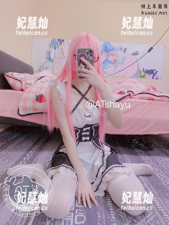 AT鲨 粉色气泡:AT鲨的写真合集,仿佛随时可能破裂!