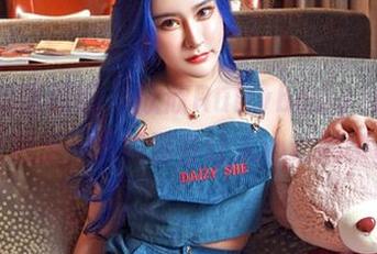 Feilin嗲囡囡 – 欣欣RubybabyJK系列大放送：下载那些让人心动的瞬间