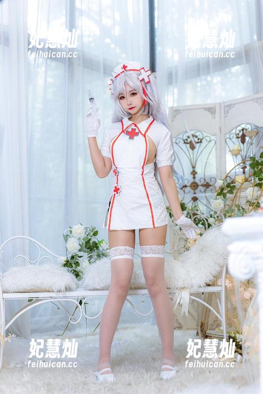 Momoko葵葵 Momoko葵葵的豹纹风情:更新的图片让人恍惚,我还想再看一遍!