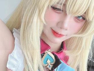PoppaChan带你穿越圣诞梦境：莉莉写真合集上线！