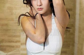 TuiGirl – 探秘王依萌私拍泳衣套图，水波荡漾，心跳加速！