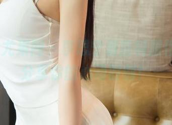 UGirls尤果网 – 李思宁最新制服作品集，分享你的心动时刻！