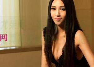 UGirls尤果网 – 在万圣节，郝晴Grace的私房写真简直就是一个‘糖果’梦！