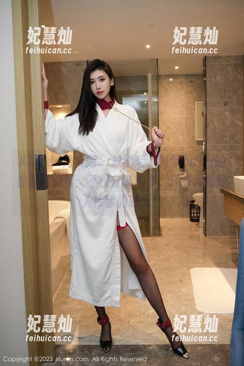 Xiuren秀人网-M梦baby Xiuren秀人网 - 放学后,M梦baby的校园写真集:不仅分享美丽,还有那些令人捧腹的时光!
