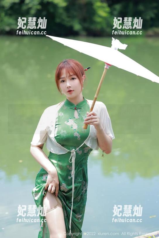 Xiuren秀人网-小樱koko Xiuren秀人网 - 小樱koko分享她的教室写真:课堂上的“创意”拍摄大公开!