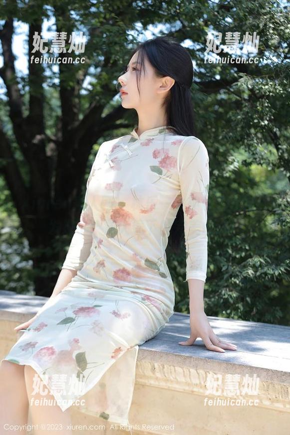 Xiuren秀人网 - 林乐一女神最新套图，发现了！放大镜下的完美曲线！