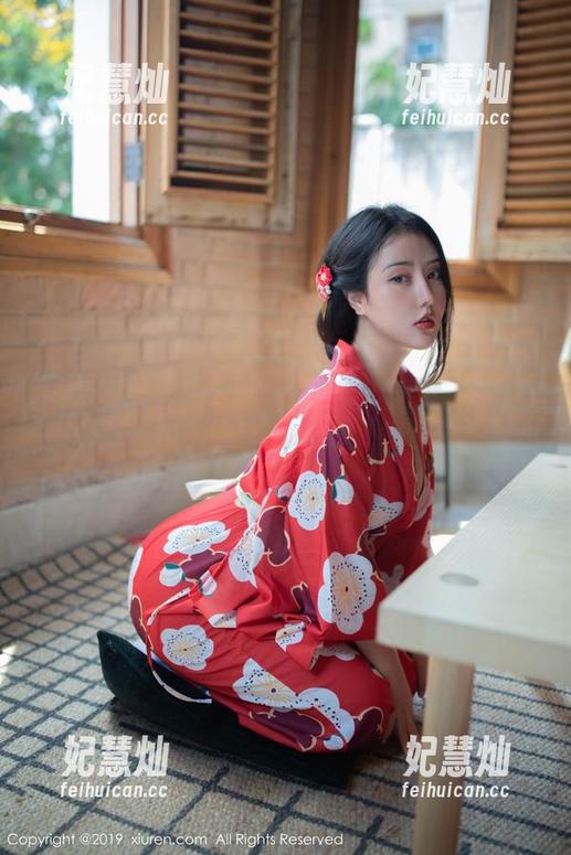Xiuren秀人网-糯美子MINIbabe Xiuren秀人网 - 糯美子MINIbabe水手服全套,图片中的每个细节都像是海洋的耳语。