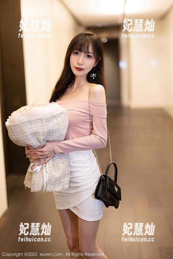 Xiuren秀人网-鱼子酱Fish Xiuren秀人网 - 鱼子酱Fish写真集:牛仔裤美腿,把时尚和惹火都结合得太完美