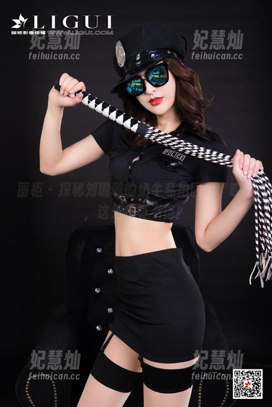 丽柜-刘璐璐 丽柜 - 探秘刘璐璐的奶牛私拍图包,哎呀,这光线真不错!