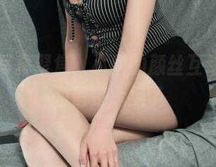 丽柜 – 写真聚焦，小唐的颜丝互动，这波颜值是真绝了