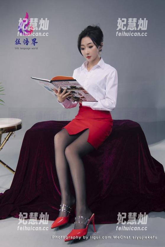 丽柜-晴晴 丽柜 - 晴晴新作!死库水写真集更新中,快来看看水底的秘密!