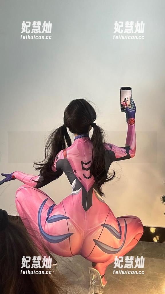 俏妞t 微密圈 - 蕾丝内衣里的俏妞t:高清写真集,心跳加速!