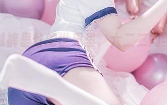 在定制裤里丝的世界里，六二二同学与我共享