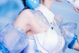 还在寻找六二二同学女友的最新写真？原图曝光，太扎心了！