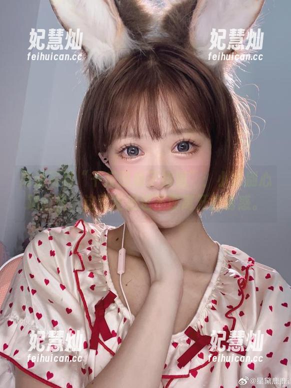 千反田鹿子 高清写真“千反田鹿子姐姐”:小心别心跳过快,这可是迟迟不愿离开的诱惑。
