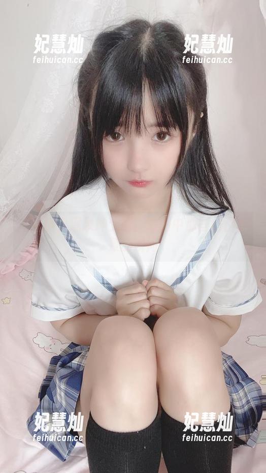 失眠小宁 失眠小宁温泉绅士版:套图中那些凹凸有致的瞬间