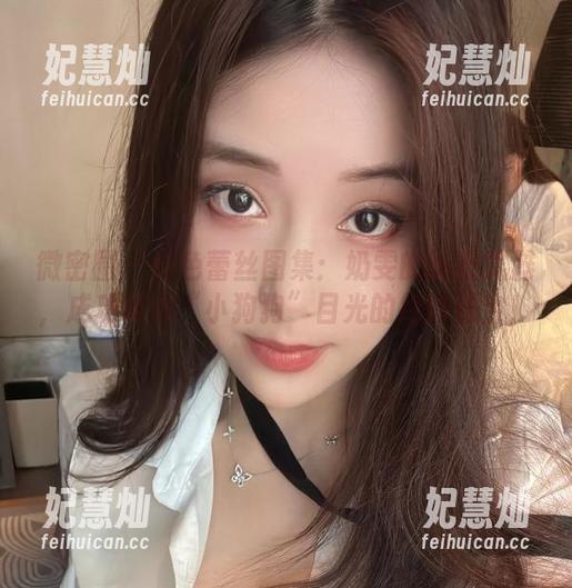 奶雯 微密圈 - 白色蕾丝图集:奶雯的秘密武器,成功吸引“小狗狗”目光的绝妙法宝!