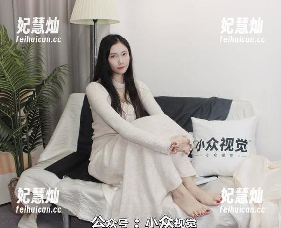 小众视觉-蓉蓉 小众视觉 - 在线直击:蓉蓉镂空大片,原图就是这么撩!