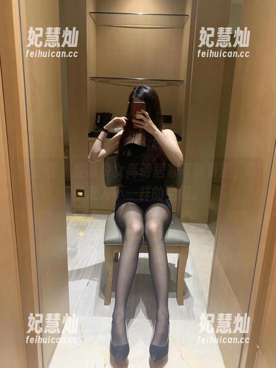 提袜少女 微密圈 - 提袜少女高清居家写真资源,带你走入不一样的空间。