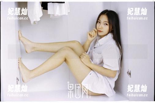 果团网-sukki 果团网 - 看!sukki的白色图集,连无圣光都显得那么有魅力。