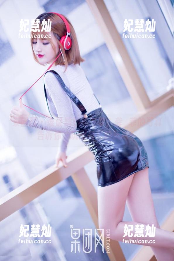 果团网-龚玥菲 果团网 - 谁说婚纱就得乖?龚玥菲的写真告诉你,玩出自己的风格!