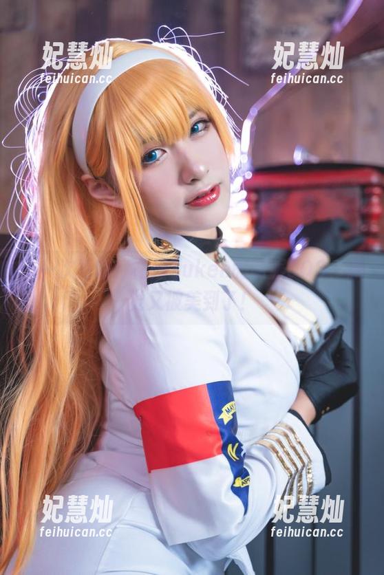 柘烟Zuken 又一次更新!柘烟Zuken的制服COS,感觉又被美到了!