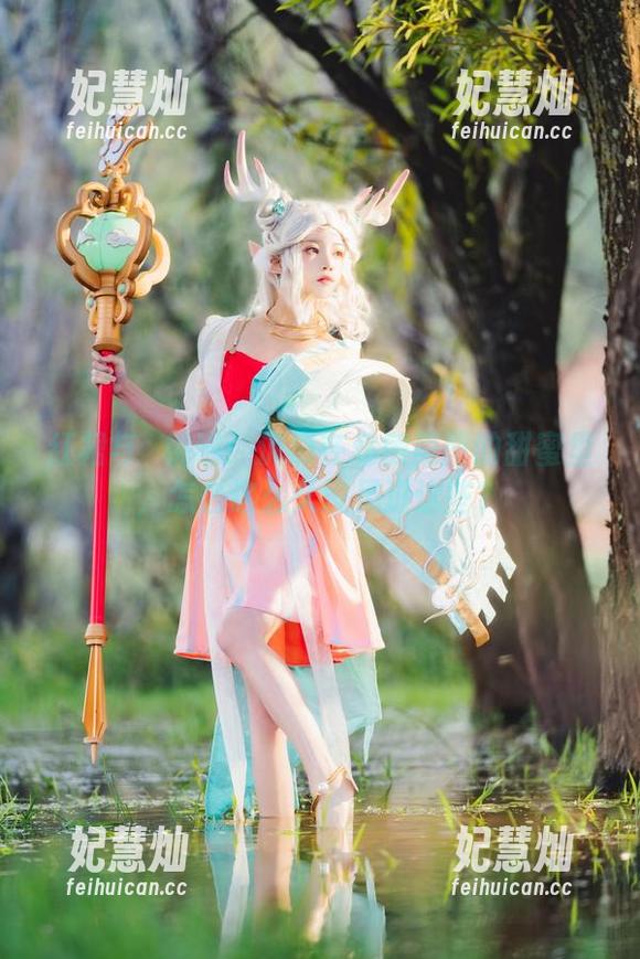 桜桃喵 红裙与桜桃喵:沉浸在私房美图的甜蜜里,怎么这么久没见过这些?