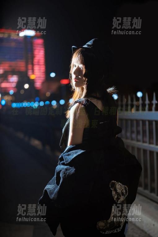 桜桃喵 在桜桃喵的定制写真里,白裙和白裙的故事还没结束