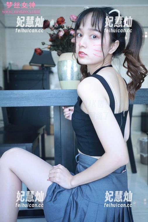 梦丝女神-莹仙女 梦丝女神 - 点开莹仙女的JK图片,瞬间感觉自己也被仙气围绕了