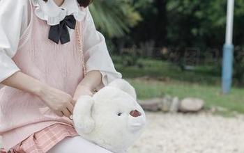 森萝财团 – 杪夏的15D黑丝图包下载：看这光影交错，姐妹们心动不？