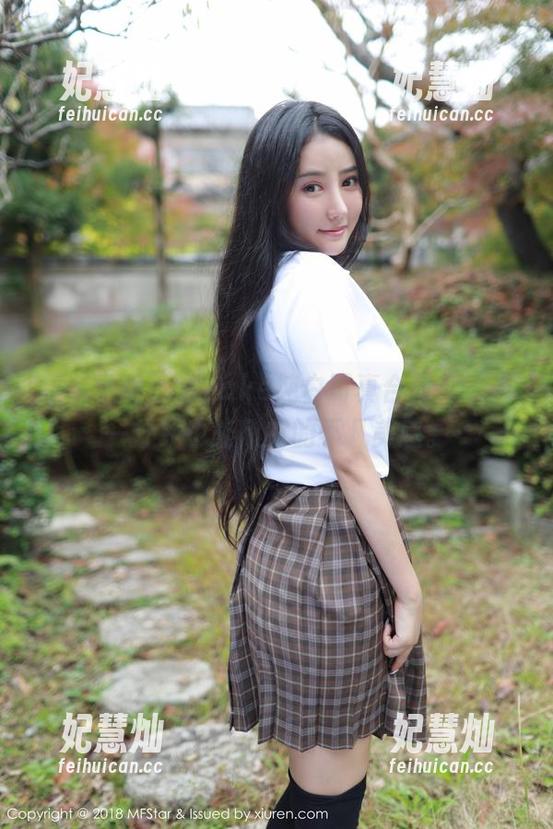 模范学院-徐cake 模范学院 - 徐cake纯白写真合集,不花一分钱也能欣赏的不凡美感。