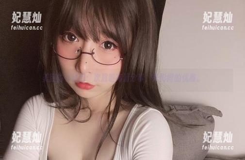 次屁啦 美腿的小秘密:次屁啦高清分享,光影间的优雅。