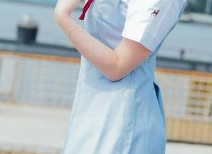 波萝社 – 少女心炸裂！小潘鼠女王写真，分享无处不在的高光时刻