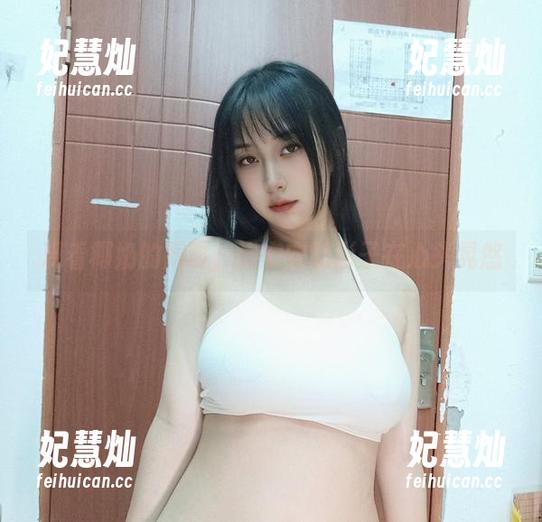 浅安安 观看椰奶的同时,浅安安的影子在心头晃悠