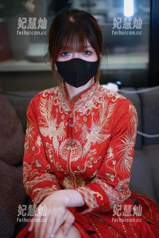 白龙猫女 微密圈 - 梦境与现实的交织:白龙猫女的女孩写真集更新,探索那份暧昧的氛围。
