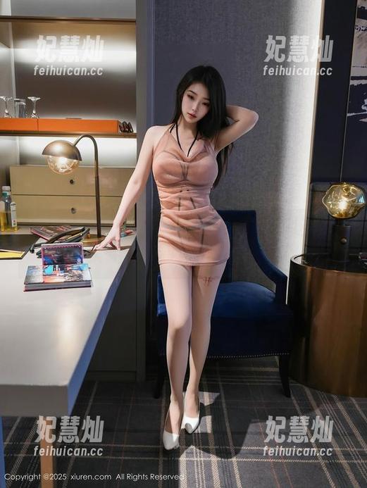 秀人网-会飞的小虎牙 秀人网 - 妹妹带着会飞的小虎牙:这组写真合集轻松撩到你,别说我没提醒