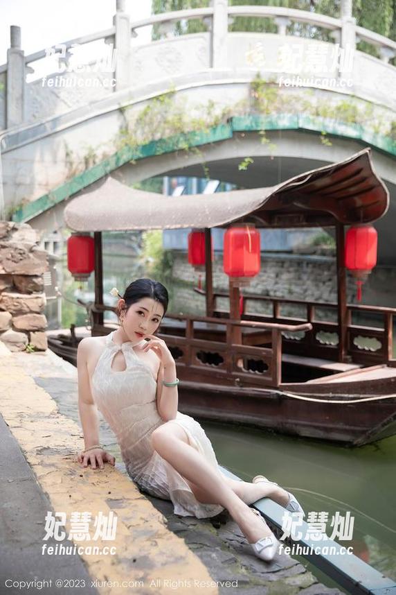秀人网-唐安琪 秀人网 - 珠三角旅拍:唐安琪无圣光作品,看看她到底在想啥?