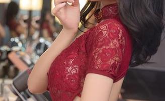 秀人网 – 不要犹豫！来看看米妮大萌萌的免费资源，白裙搭配超乎你想象！