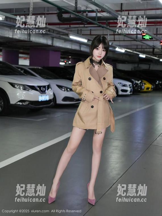 秀人网-萌白酱 秀人网 - 萌白酱的JK写真:每张都是心跳的声音!