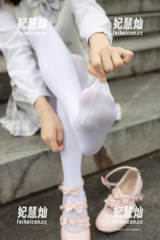 紧急企划-小恩 紧急企划 - 作品精彩瞬间:小恩与体操服的微妙相遇