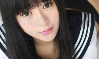 美媛馆 – 一瞬间的私拍，刘飞儿Faye的美脚仿佛会说话！
