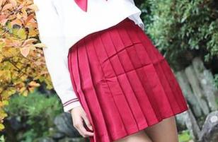 美媛馆 – 在连体衣里游走的王馨瑶写真：别问我怎么做到的