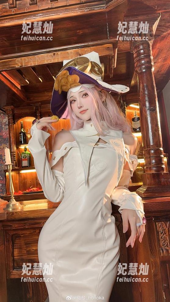 花兮_honoka 宁静之下,花兮_honoka的cos图集,瞬间让六叠间的老鼠们都高兴到跳舞!