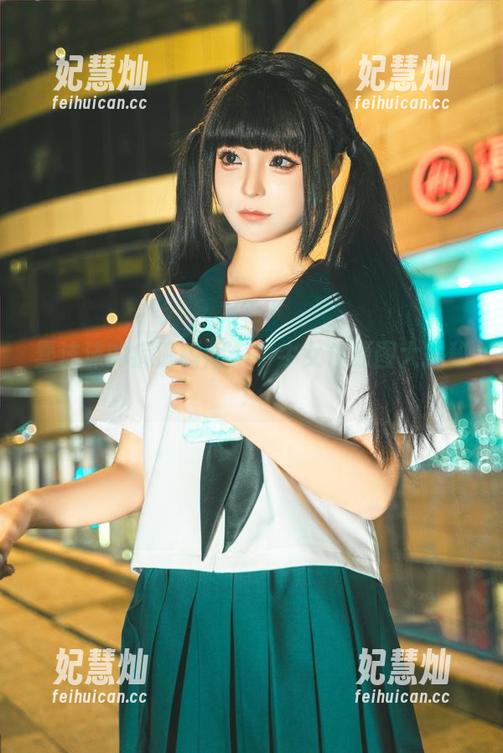 蠢沫沫 蠢沫沫的疯癫瞬间:牛牛女仆原图大揭秘!