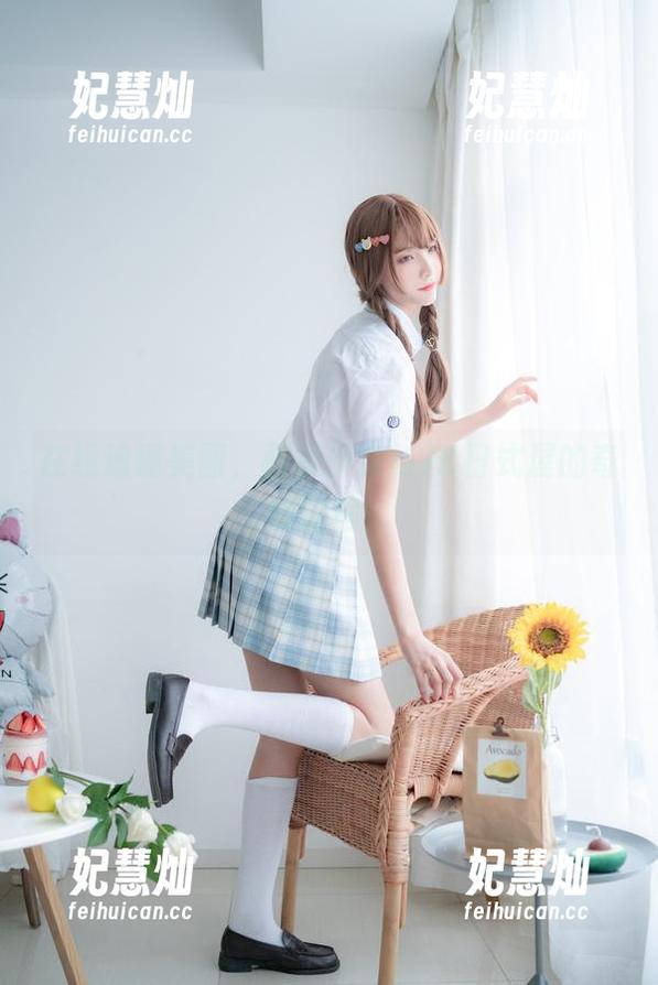 西瓜少女 在线追逐美图,西瓜少女与JK日式屋的奇妙旅程!