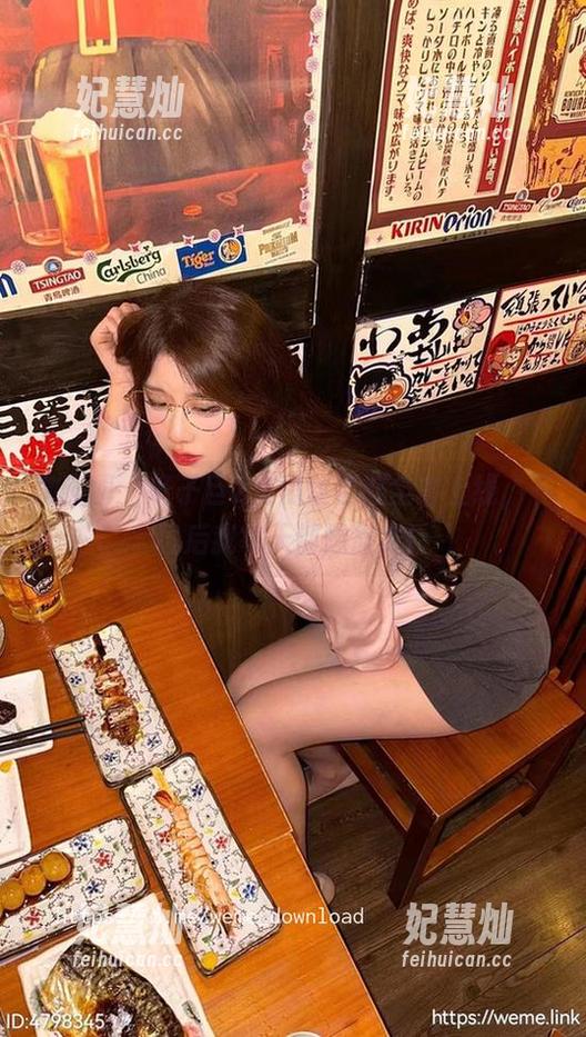 轩子巨2兔 微密圈 - 轩子巨2兔黑丝诱惑全套上线,下载后我每天都想欣赏!