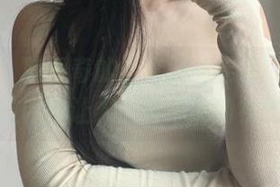 微密圈 – 陈佩奇的全套原图走起，油亮肉丝与豹纹内内让人欲罢不能的视觉享受！