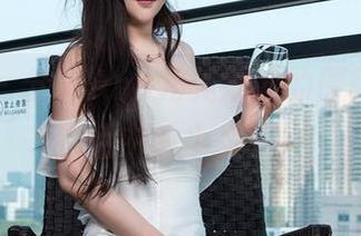 青豆客 – 分享Ann尤美婚纱的原图，发觉生活中的小美好！
