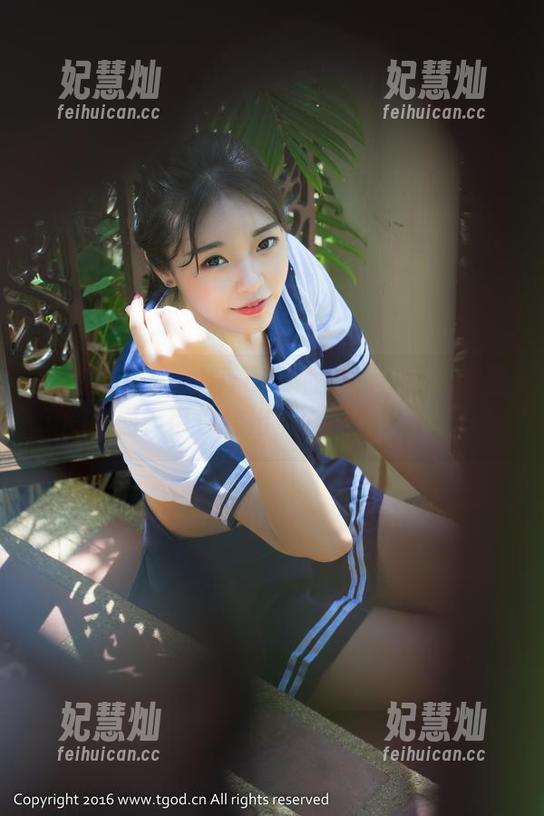 青豆客-Kiren_程程程 青豆客 - 在线Kiren_程程程:职业装里的美图,带你走出“办公室罩子”!