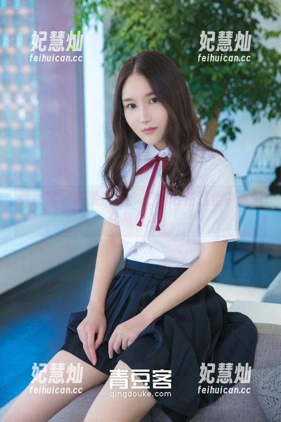青豆客-王明明 青豆客 - 高清捕捉:王明明在温柔中如何化身女神!